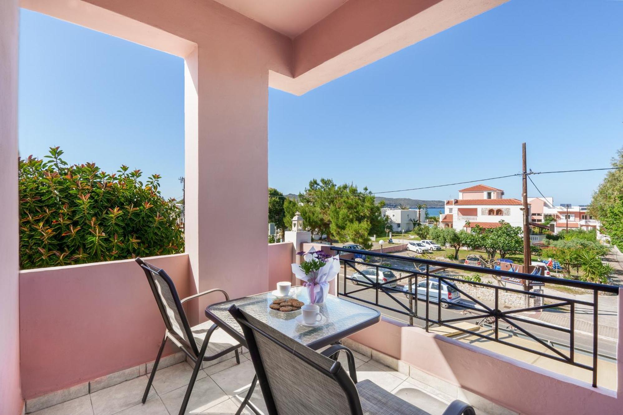 Nikos Apartments Agia Marina Dış mekan fotoğraf