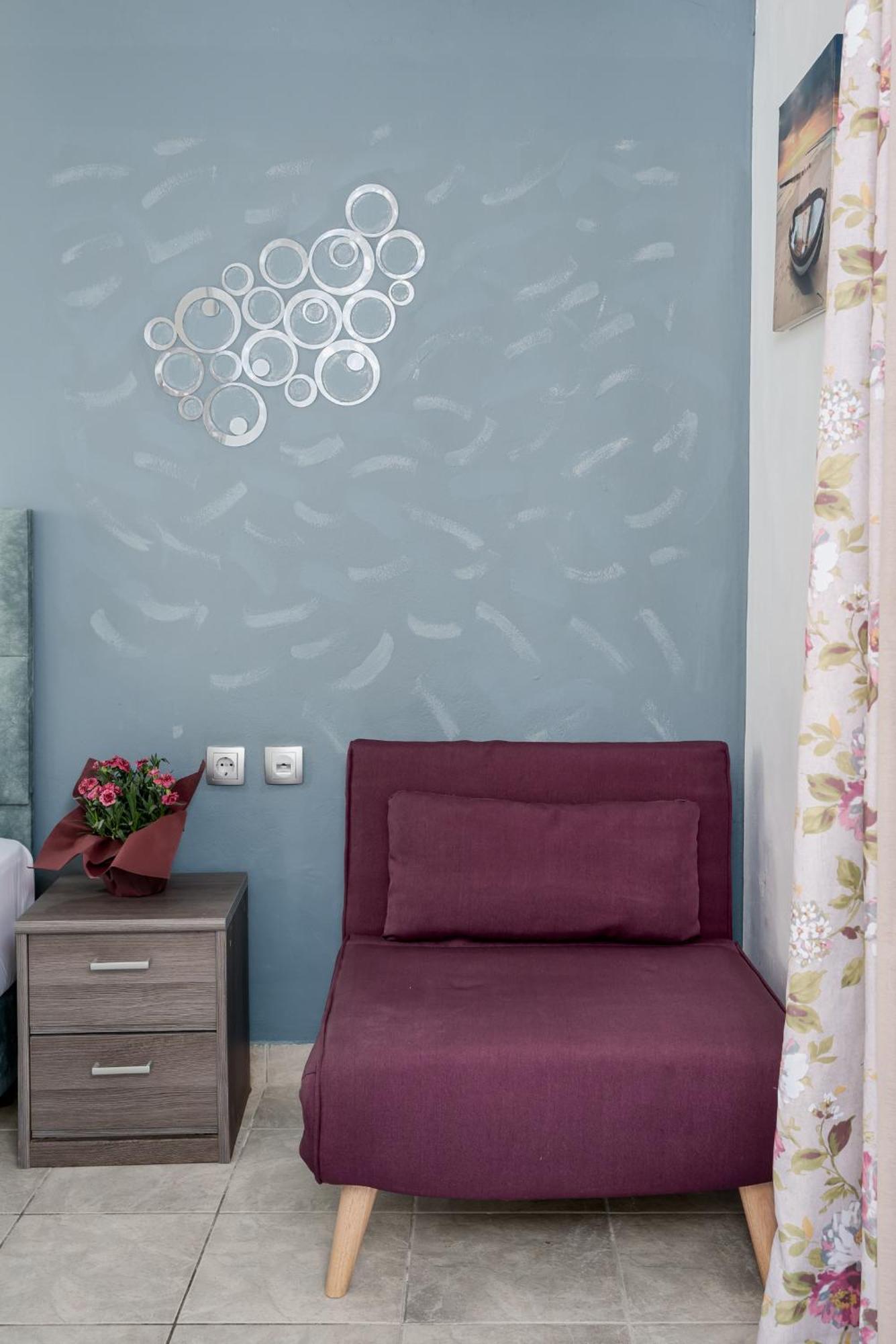 Nikos Apartments Agia Marina Dış mekan fotoğraf