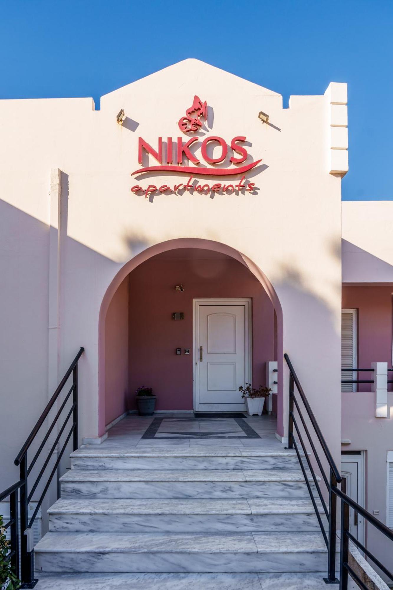 Nikos Apartments Agia Marina Dış mekan fotoğraf