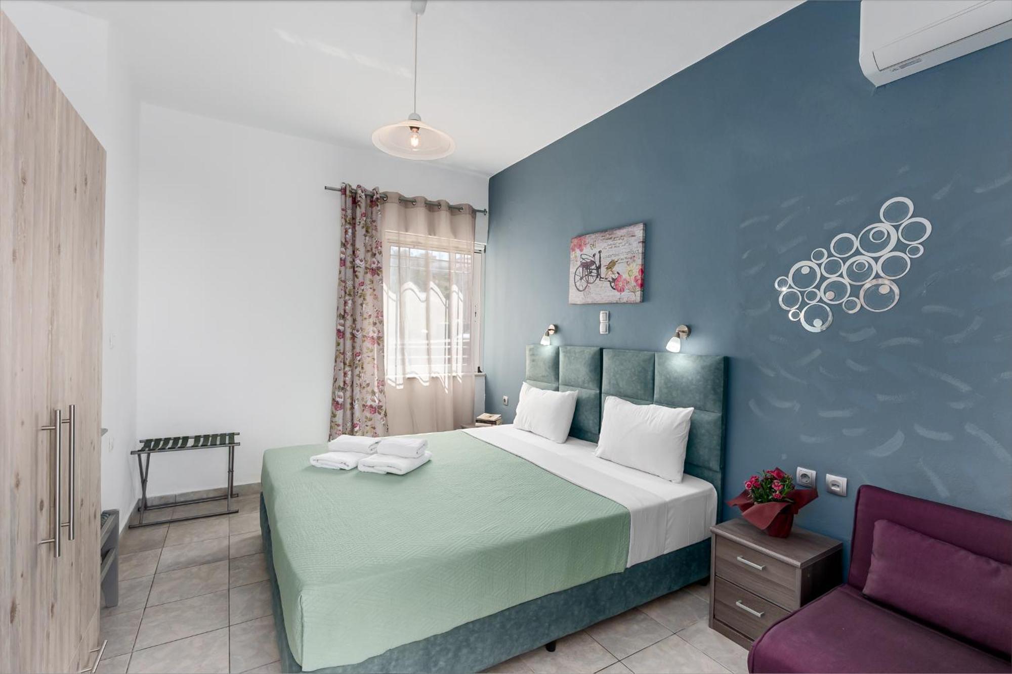 Nikos Apartments Agia Marina Dış mekan fotoğraf