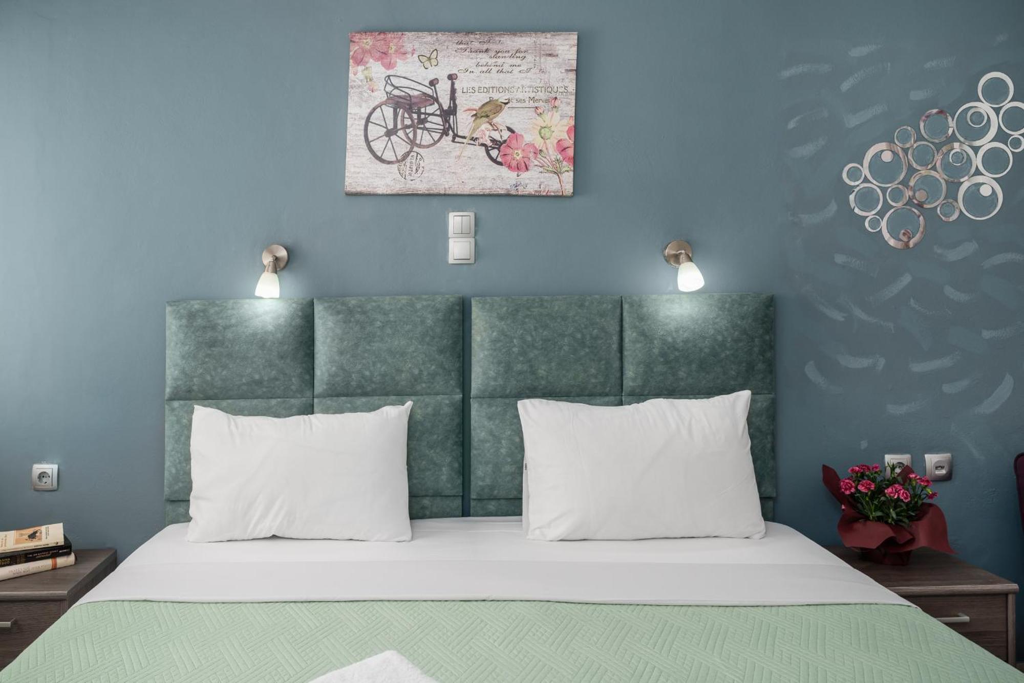 Nikos Apartments Agia Marina Dış mekan fotoğraf
